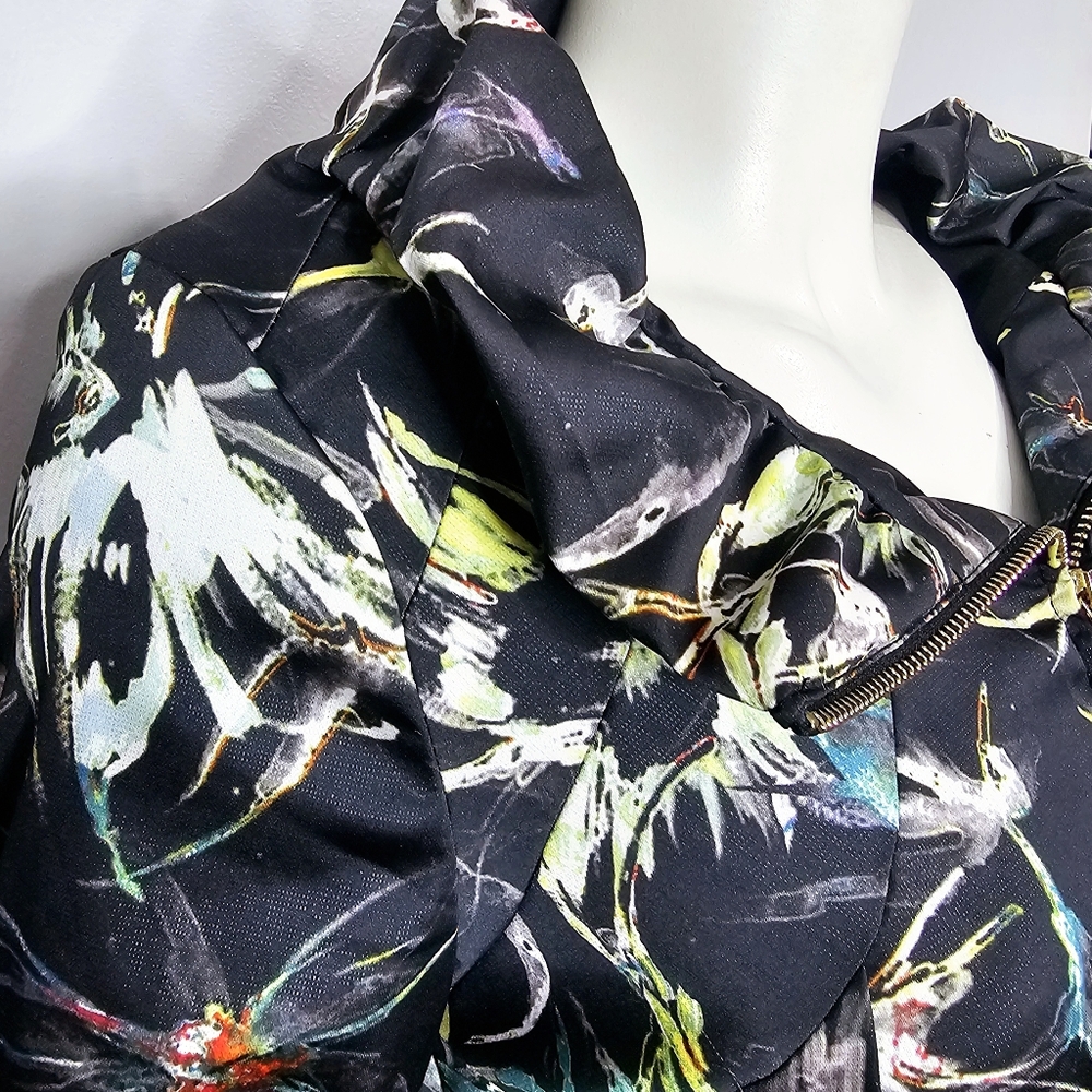 Funky Spring Jacket - Picture 3 of 11